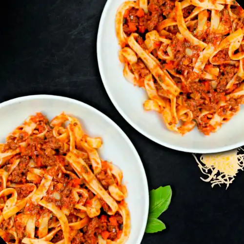 2 Pastas a la bolognesa