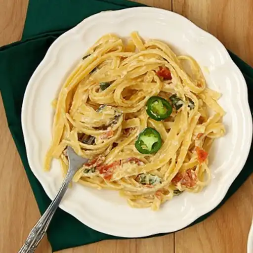 Alfredo Clasico con Jalapeño