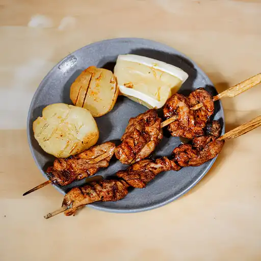 Anticuchos de pollo