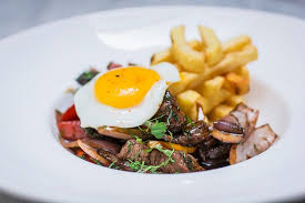 Lomo saltado
