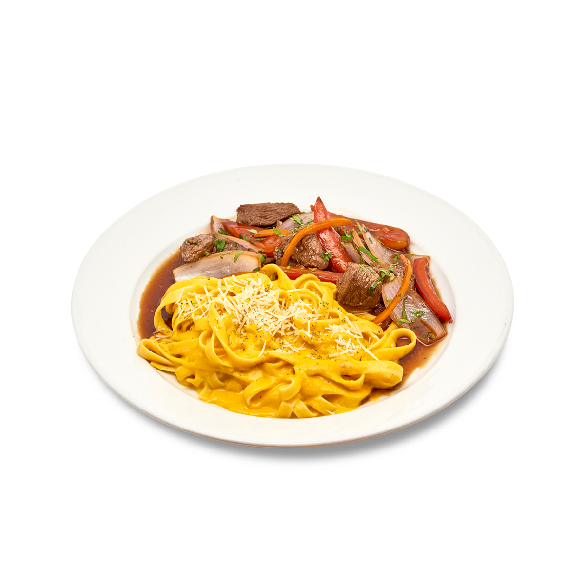 Fetuccini a la huancaina con lomo