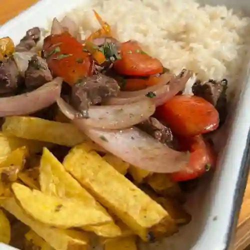 Lomo Saltado