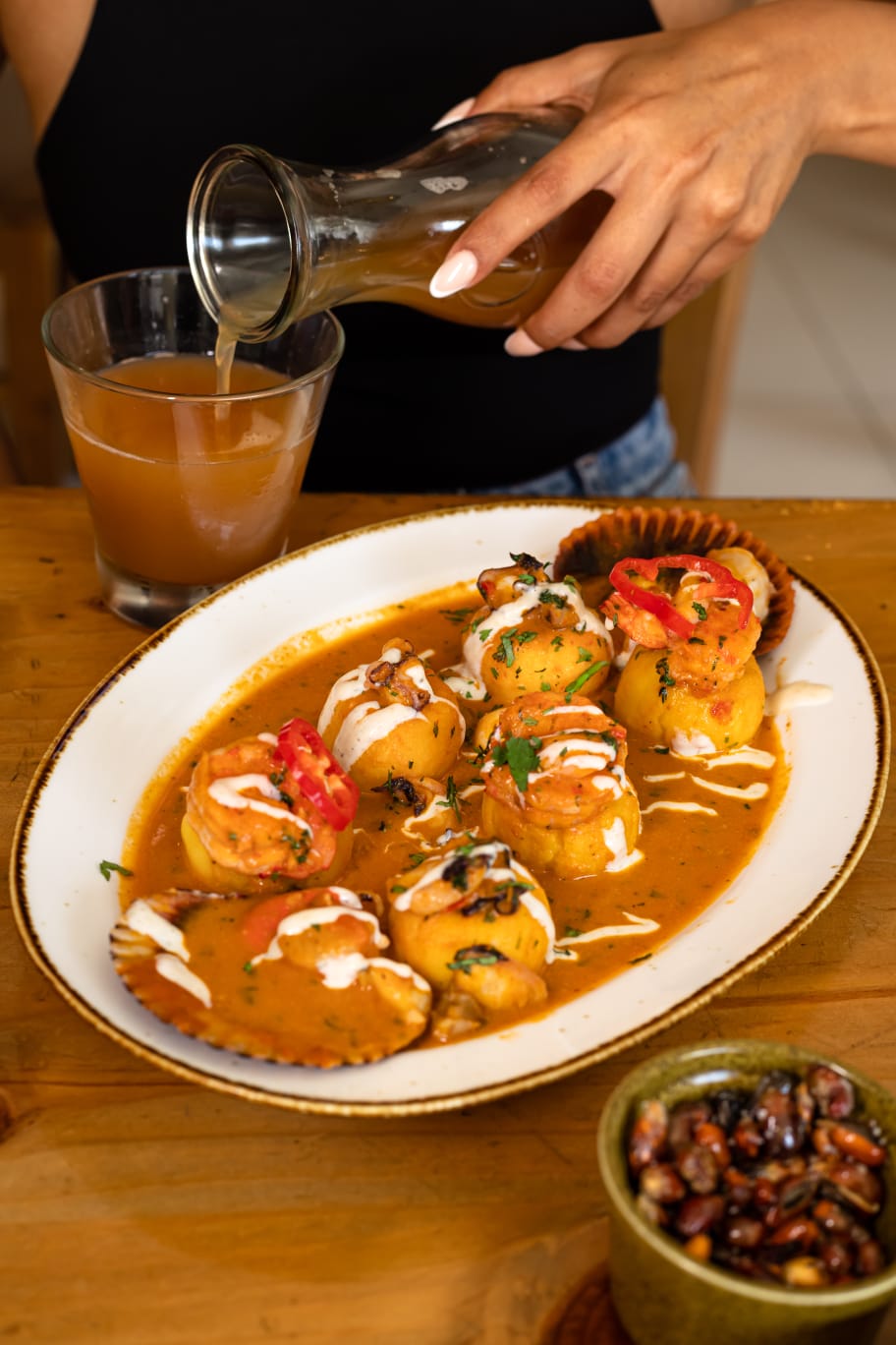 Causitas en Salsas de Mariscos
