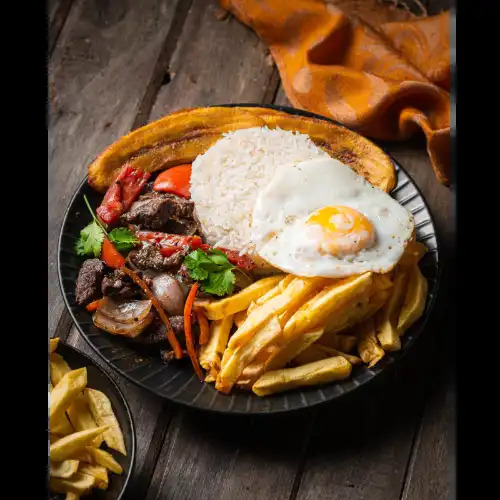 Lomo Saltado a Lo Pobre