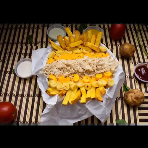 Papas Pollo Deshilachado Cheese