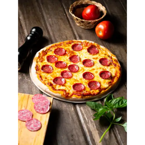 Salami Pizza