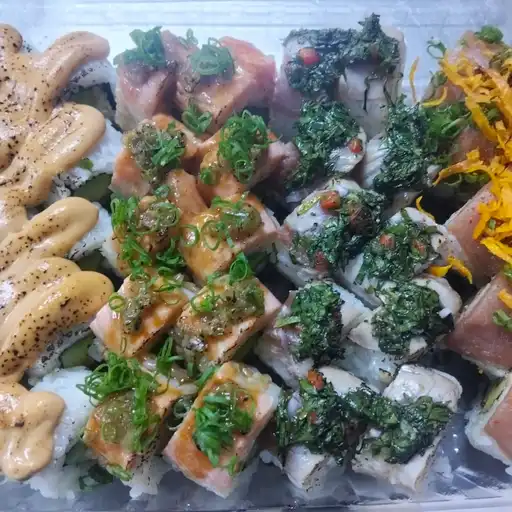 40 Piezas de makis