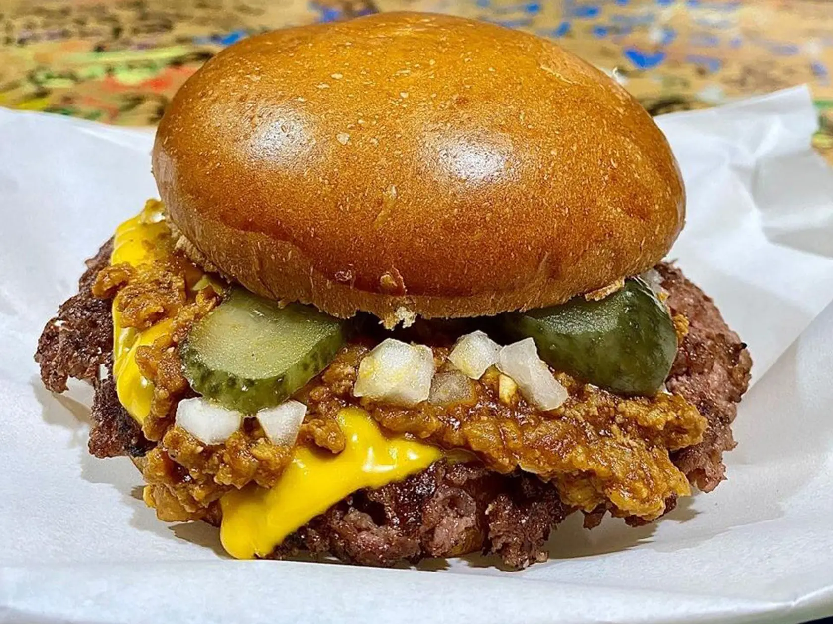 Chili burger