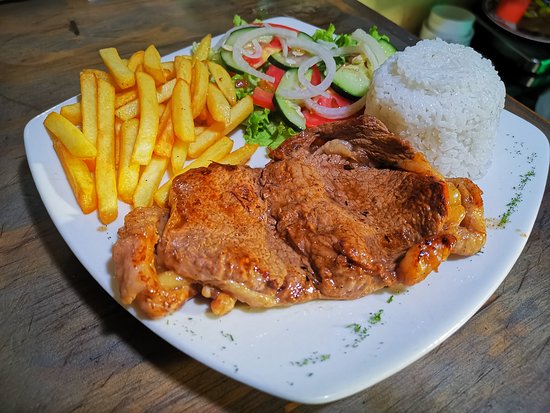 Milanesa con papas fritas