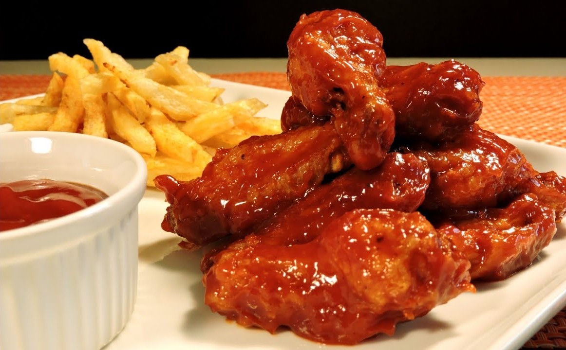 5 alitas de bbq+ papas fritas