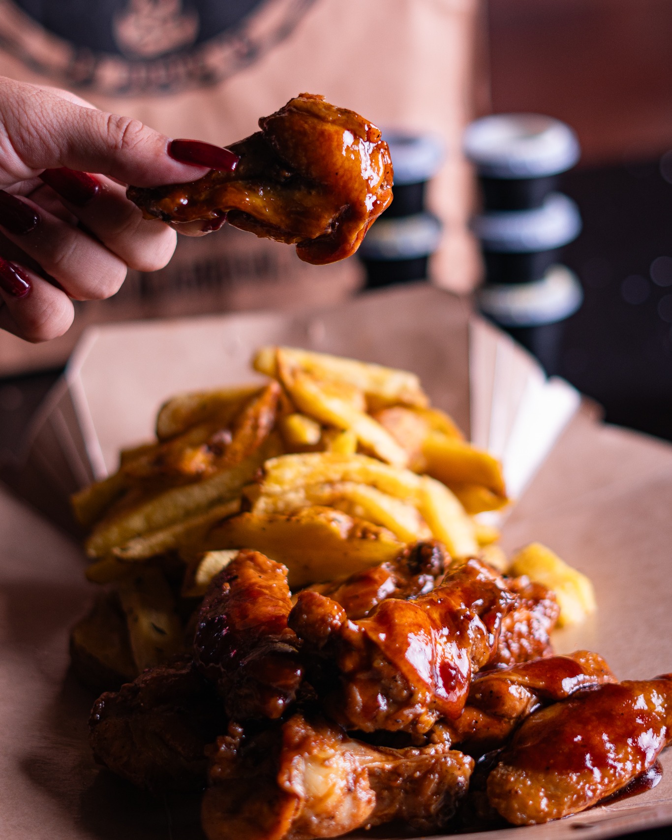 Alitas + Papas Fritas