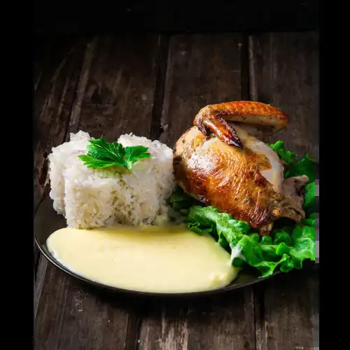 1/4 Pollo a la Brasa con Puré