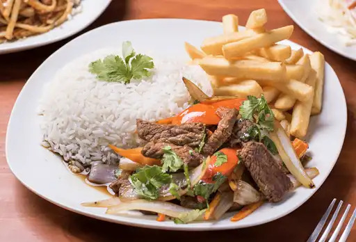 Lomo Saltado de Cuadril
